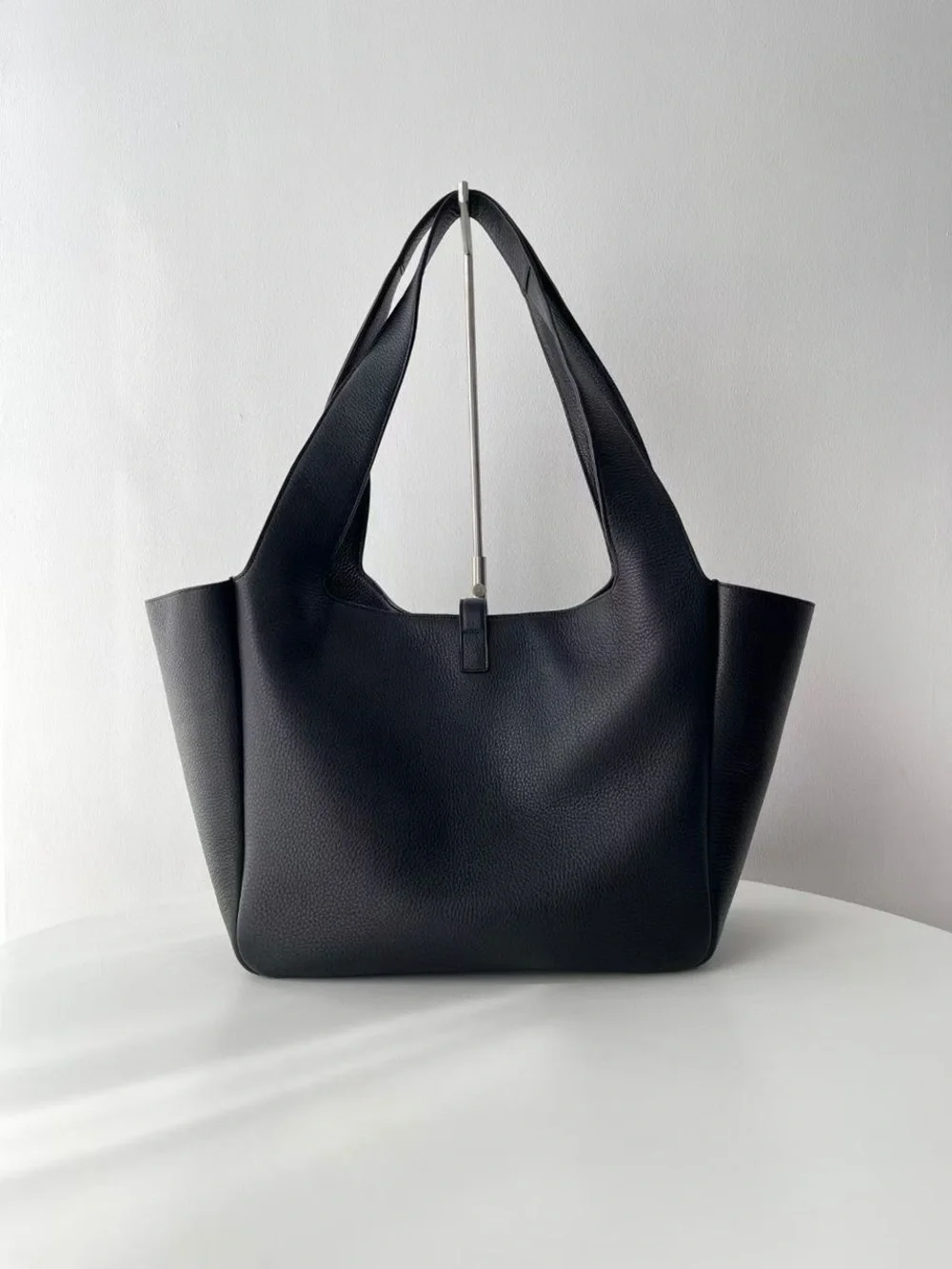Saint Laurent Black Leather Tote with Gold YSL Charm - Picture 5 of 9